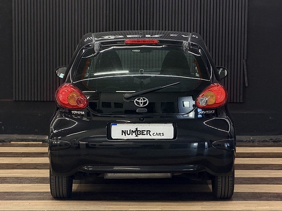 Toyota Aygo 11 of 24