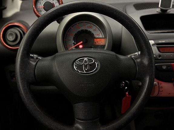 Toyota Aygo 20 of 24