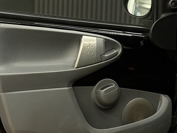 Toyota Aygo 16 of 24