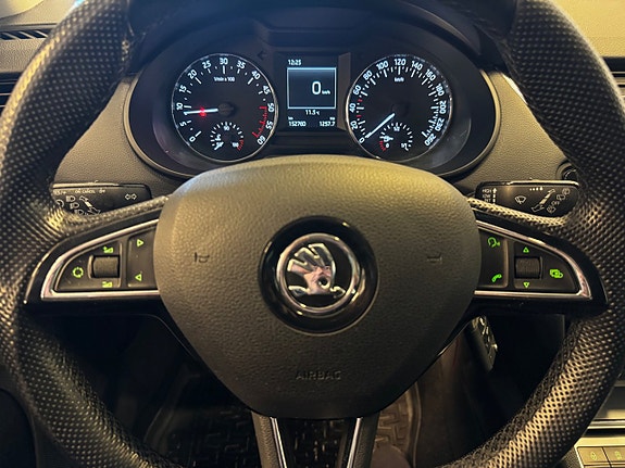 Skoda Octavia 9 of 11