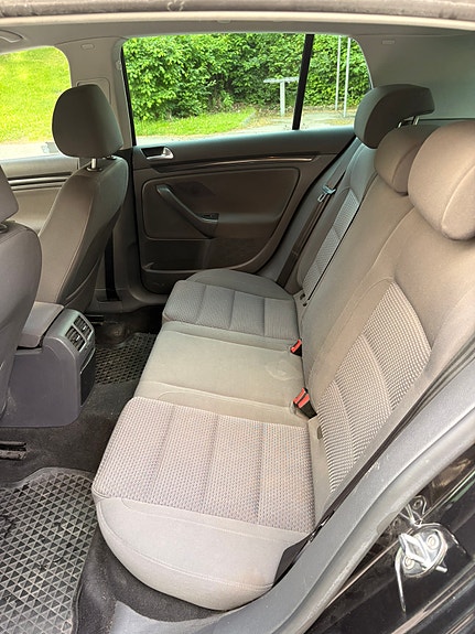 Volkswagen Golf V 7 of 8