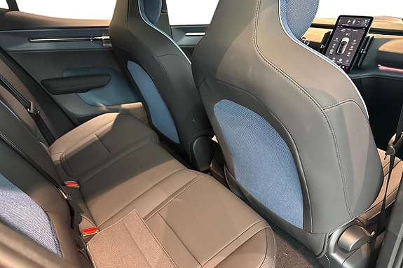 Volvo EX30 9 of 21