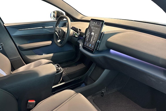 Volvo EX30 7 of 21