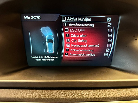 Volvo XC70 18 of 19