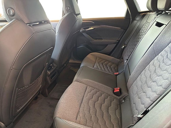 Audi A6 11 of 18