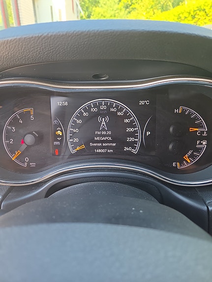 Jeep Grand Cherokee 6 of 6