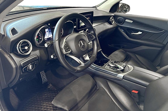 Mercedes-Benz GLC220 d 6 of 12