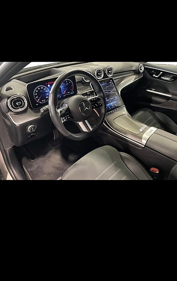 Mercedes-Benz C220 3 of 5
