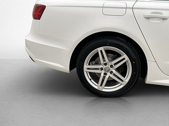 Audi A6 25 of 26