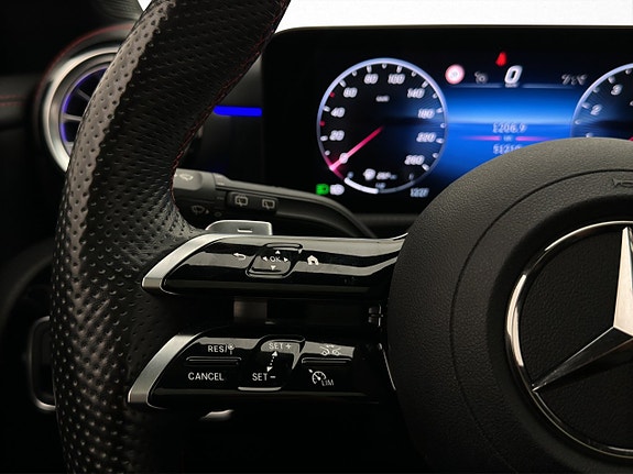 Mercedes-Benz CLA200 14 of 30