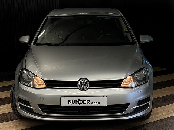 Volkswagen Golf VII 5 of 27