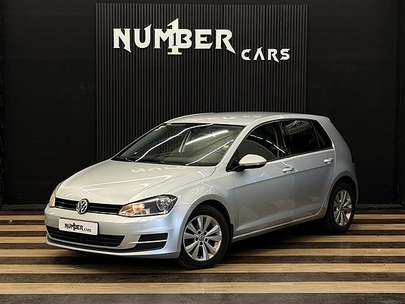 Volkswagen Golf VII 2 of 27