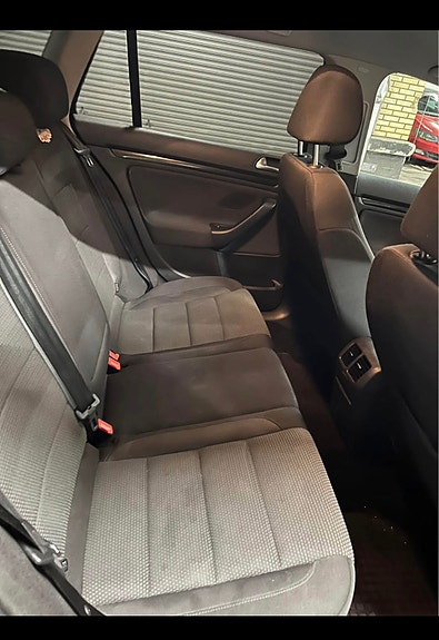 Volkswagen Golf VI 3 of 8
