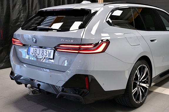 BMW 530e 9 of 30