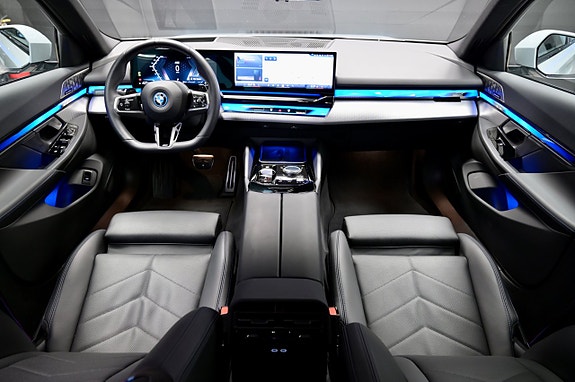 BMW 530e 16 of 30