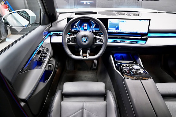 BMW 530e 17 of 30