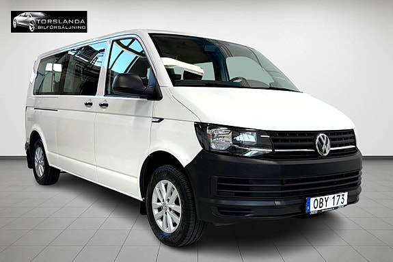 Volkswagen Caravelle 2 of 18