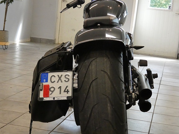 Harley-Davidson Breakout 128cui 4 of 5
