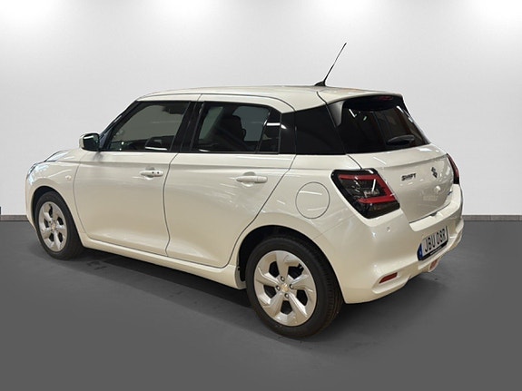 Suzuki Swift 6 of 18