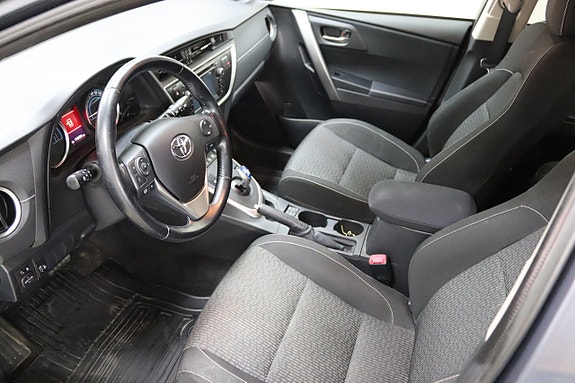 Toyota Auris 9 of 20