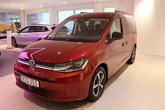 Volkswagen Caddy Maxi 2 of 9