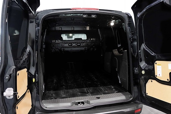 Ford Transit Connect 4 of 17