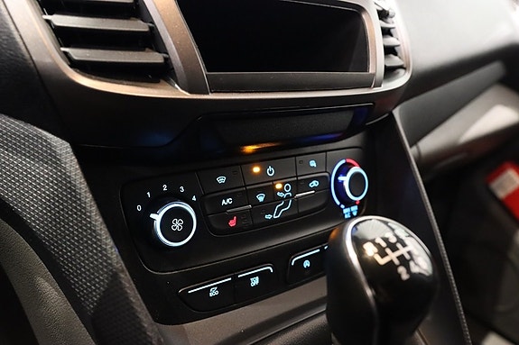 Ford Transit Connect 14 of 17