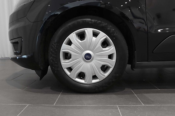 Ford Transit Connect 5 of 17