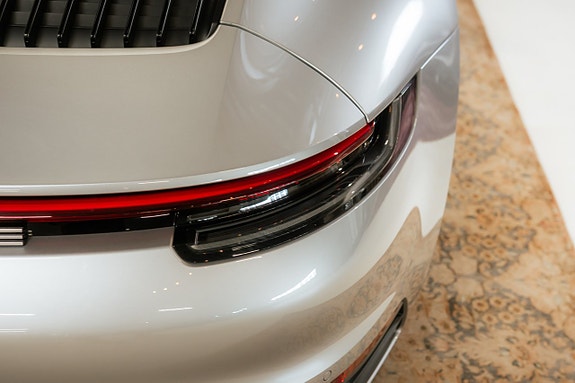 Porsche 911 Carrera S 12 of 30