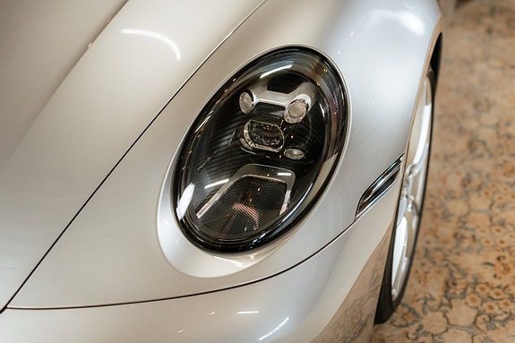 Porsche 911 Carrera S 4 of 30
