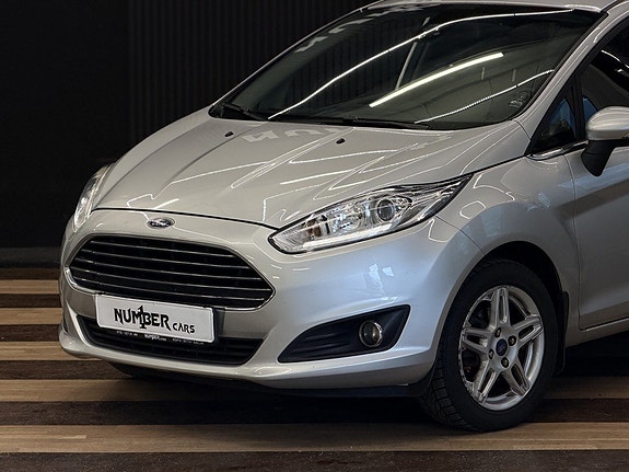 Ford Fiesta 3 of 23