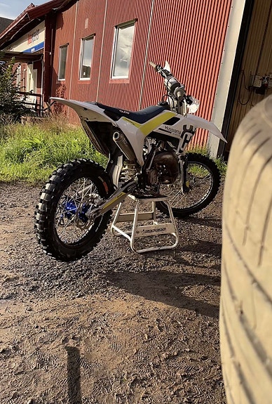 Husqvarna Tc 125cc 10 of 12