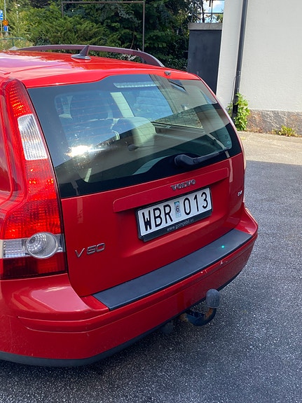 Volvo V50 3 of 7