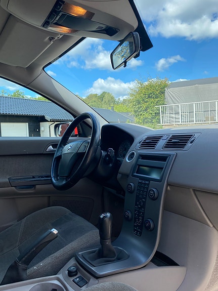 Volvo V50 6 of 7