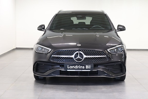 Mercedes-Benz C220 d 2 of 25