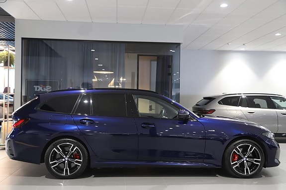 BMW 330e 4 of 12