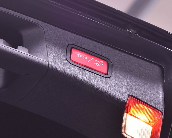 Mercedes-Benz E220 13 of 22