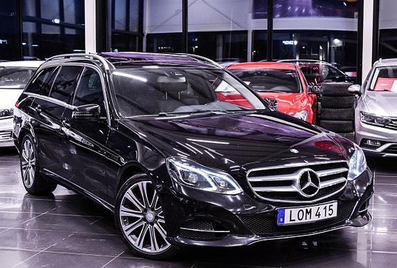 Mercedes-Benz E220 2 of 22