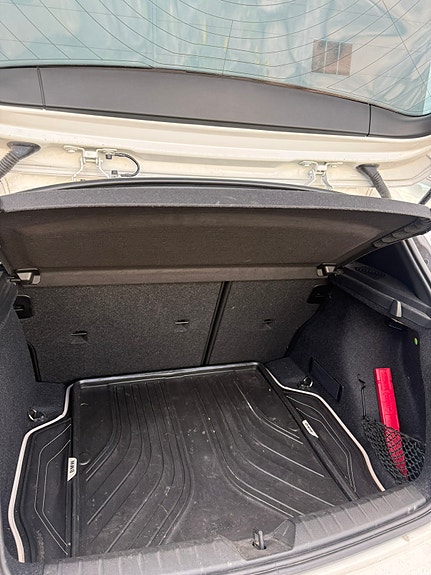 BMW 116i 5 of 5