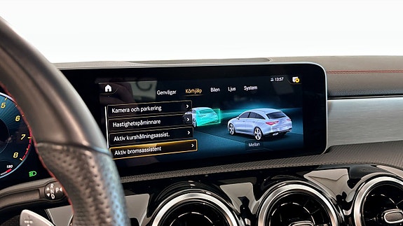 Mercedes-Benz CLA200 16 of 24