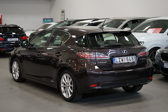 Lexus CT200h 5 of 16