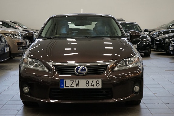 Lexus CT200h 3 of 16