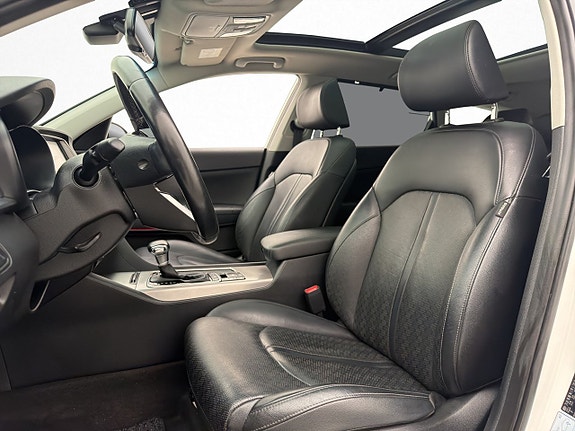 Kia Optima 12 of 30