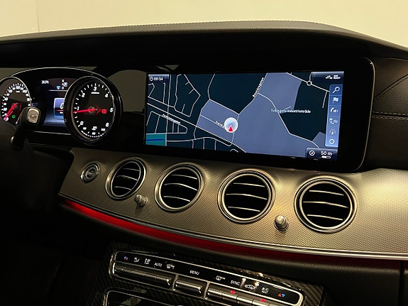 Mercedes-Benz E220 d 27 of 27