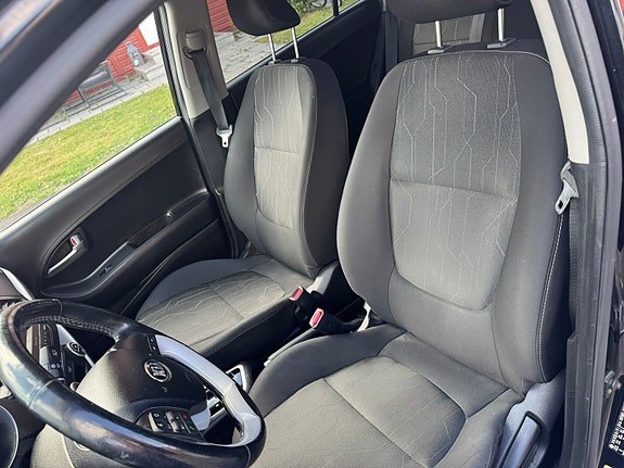 Kia Picanto 11 of 14