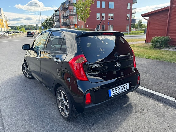 Kia Picanto 7 of 14