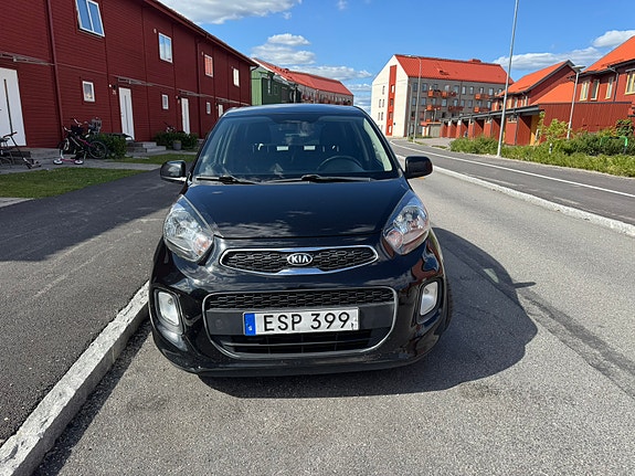 Kia Picanto 2 of 14