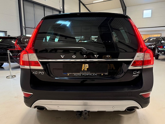 Volvo XC70 9 of 21