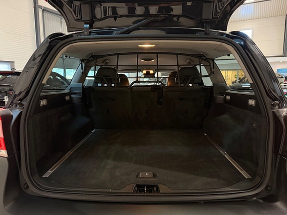Volvo XC70 17 of 21
