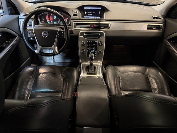 Volvo XC70 18 of 21